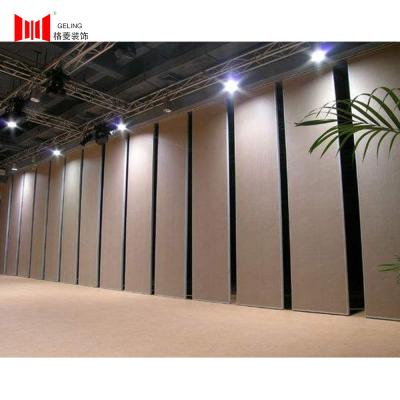 China Fabric Acoustic 95mm Movable Folding Partition Wall Aluminum Frame for sale