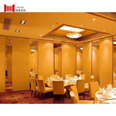 China Meeting Room Collapsible Sliding Wall Divider 38kg/M2 900-1230mm Width for sale