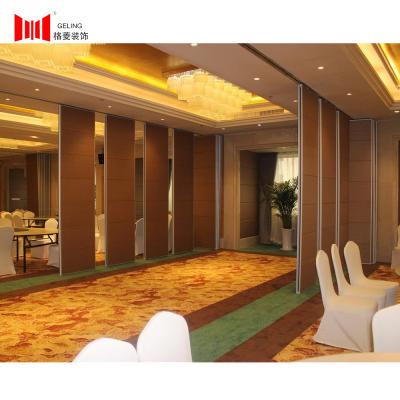 China Indoor 95mm Wooden Partition Wall 36DB Soundproof Movable Walls for sale