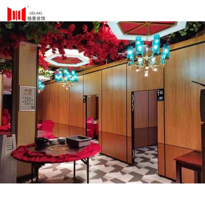 China 45db Aluminum Track Operable Partition Wall For Restaurant for sale