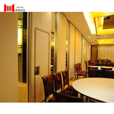 China 95mm Fabric Surface Soundproof Partition Wall Room Dividers For Hotel for sale