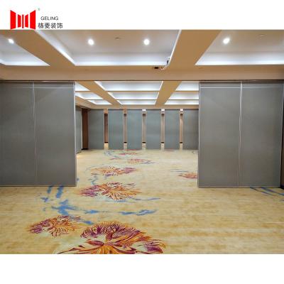 China 65mm Fashion Acoustic Movable Partition Wall Folding 38-45db Soundproof for sale