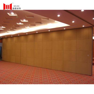 China 38-45db Soundproof Fold Up Partition Wall 38kg/M2 Demountable Wall Panels for sale