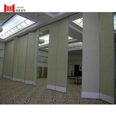 China 38-45db Soundproof Hinge Folding Partition Wall Heat Insulation for sale