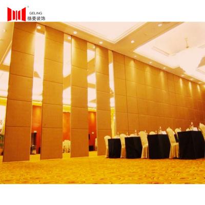 China Geling Sliding Folding Partitions Movable Walls Fireproof OEM ODM for sale