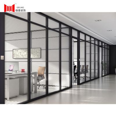 China Modern Frosted Glass Office Demountable Partitions 4.5M No Rust for sale