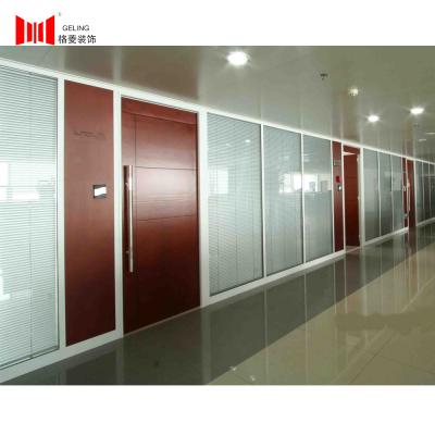 China Decorative 83mm Aluminium Glass Office Partition 38-44db soundproof for sale