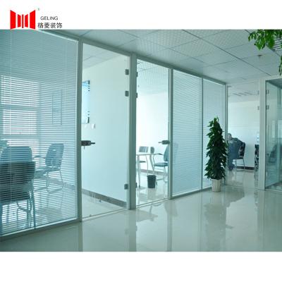 China Double Glasses 83mm Fixed Partition Wall 6063 Aluminum Frame With Blind for sale