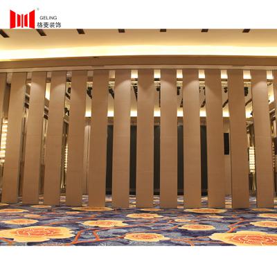 China 130mm Fabric Cushion Surface Movable Partition Wall For Hotel Convention Hall for sale