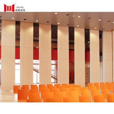 China Wood Surface Operable Decorative Partition Wall For Meeting Room for sale