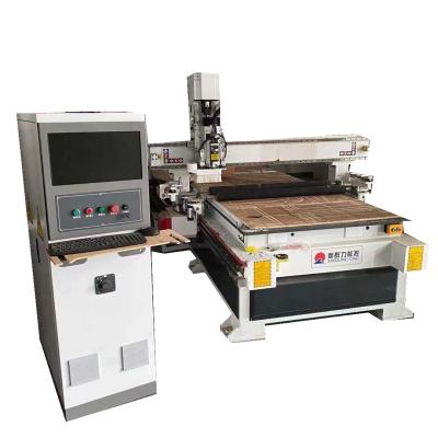China Máquina de corte de madeira do CNC para a máquina de enchimento do descanso do coxim à venda