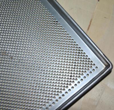 China Metal Perforated Baking Serving Tray For Oven , Stainless Steel Food Tray for sale