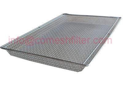 China Perforated Wire Mesh Tray Bakery Oven Pan Sheet Pan Customized Size for sale