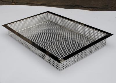 China Perforated Baking 0.8mm Thickness Stainless Steel Wire Mesh Trays for sale