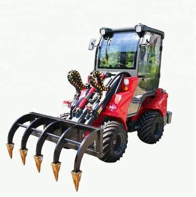 China Multi - Functional Wheel Loader Machine / Quick - Change Device Telescopic Arm Loader 800kg for sale