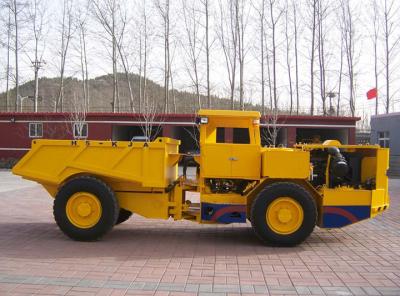 Cina autocarro con cassone ribaltabile di cantieri sotterranei 69KW, autocarri con cassone ribaltabile della miniera 12T con il motore di DEUTZ in vendita