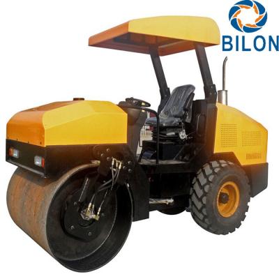 China 4 Ton Medium Ride On Three Wheel Vibratoty Compactor Road Roller for sale