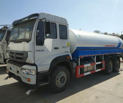 China Diesel Engine WD615 20000L 90km/H Sprinkler Water Tank Truck for sale
