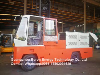 China Empilhadeira vermelha da carga do lado do motor diesel de maquinaria de construção de estradas para o transporte longo dos bens da tubulação de madeira à venda