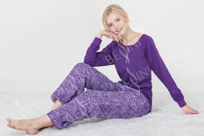 Chine Le pyjama des femmes violettes à la mode place la conception australienne supérieure de longue douille à vendre