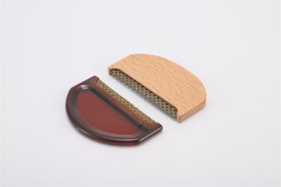 Chine Peigne de pull bois poignée en plastique multi-tissus Peigne de rasoir élimine les pilules et la mousse et le lin des vêtements à vendre