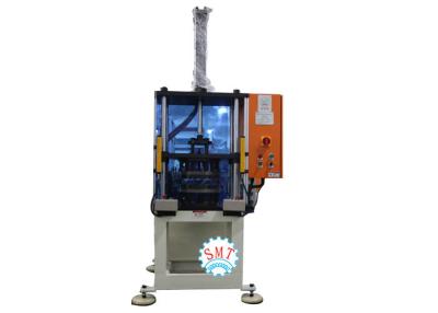 China Induktions-Bewegungsständer-Spulen-abschließende Formungsmaschinen-elektrische Bewegungsständer-Maschine zu verkaufen