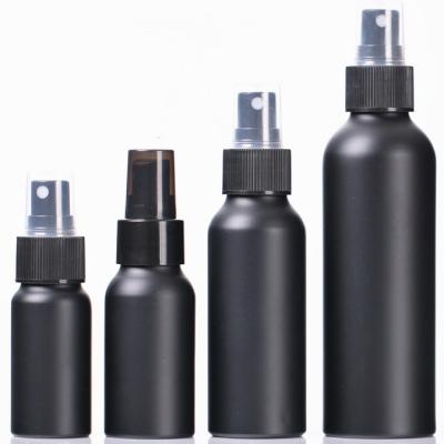 China Bomba de alumínio preta da garrafa do pulverizador vazia para bens cosméticos do óleo essencial à venda
