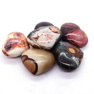 China Africa Hot Sale Natural Agate Quartz Crystal Carving Heart Polished Crystal Heart Beautiful for sale