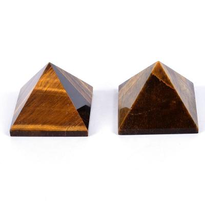 Cina Wholesale Crystal Europe Singing Pyramid Orgone Pyramids Crystals Tigers Eye Pyramid in vendita