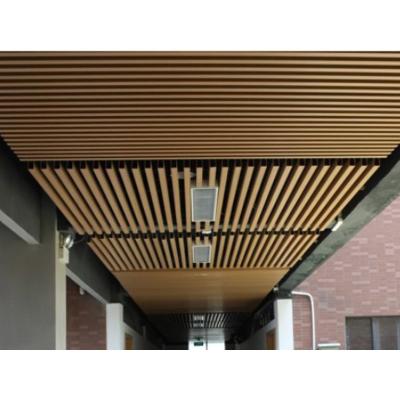 China Panel de techo de WPC comercial Panel de revestimiento aislante del sonido en venta