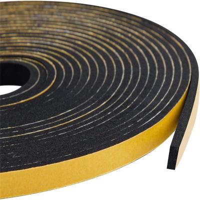 China Adhesive Weather Stripping Door Seal Soundproof Doors And Windows Insulation Foam Tape à venda