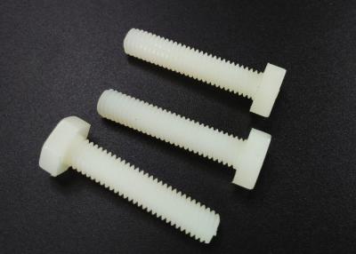 China Sujeción de nylon blanca de tornillos de la cabeza de hex. M5 del perno del grado plástico del PA 66 en venta