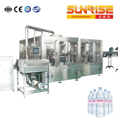 Chine Machine de remplissage eau-eau minérale de 12000 Bph à vendre