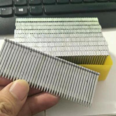 China Exterior Brad Nails Flat Head ST Concrete Nail 6mm Electro Galvanized for sale