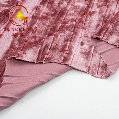 China 2018 New China wholesale crumple korean velvet fabric for dress à venda