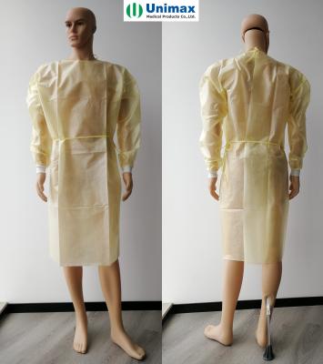 Chine AAMI 2 pp a enduit les robes jetables d'isolement de PE de la manchette tricotée 40gsm à vendre