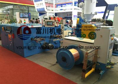 China Fio de cobre de equipamento médico que torce os azul-céu principais dobro 5.5kw da máquina à venda