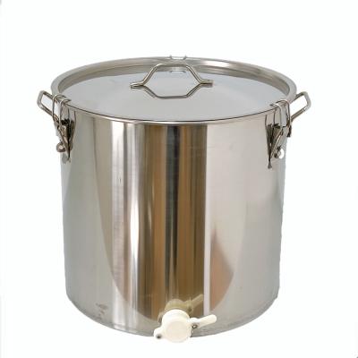 China CE 4 Frame Bee Honey Extractor Manual Hand Operated Honey Extractor for sale