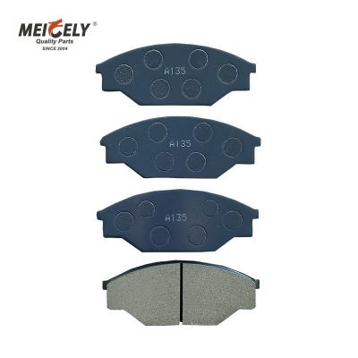 China A135 Auto Car Parts Disc Brake Pad 04465-20150 Toyota for sale