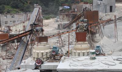 China Gravel Rock Stone Crushing Plant Impact Crusher Machine 200 Tph 180t / H à venda