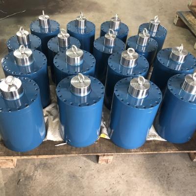 China Hydraulic cylinder For HCC Cone Crusher Spare Parts à venda