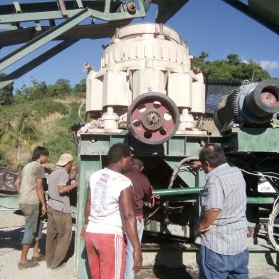China 180-220kW Ores Rocks Mining Cone Crusher 26300kgs Small Cone Crusher for sale