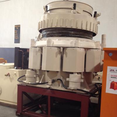 China De alta frecuencia de la planta de la trituradora del cono de la trituradora 15500kgs de la roca del cono HCC45 en venta