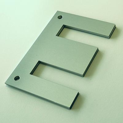 中国 鋼板の変圧器の中心のモノラル段階EおよびIケイ素のe-iラミネーションおよび印刷 販売のため