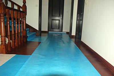 中国 Abdeckvliesの付着力の床の保護装置の表面の保護羊毛Floorliner 販売のため
