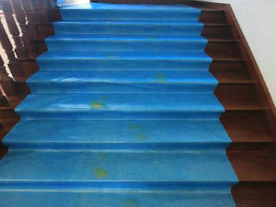 Cina Il vello del poliestere del cotone di Floor Protection Recycled del pittore ha ritenuto il tessuto non tessuto del rotolo laminato LDPE in vendita