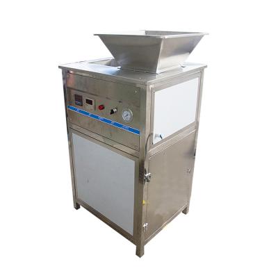 China Onion Peeling Machine , Vegetable Processing Machine 300KG/H Capacity for sale