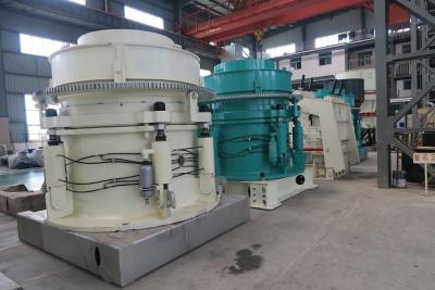 China HPT300 de hydraulische stenen maalmachine van de kegelmaalmachine die op steengroeve en mijnbouwgebied wordt gebruikt Te koop