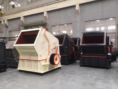 China Alta trituradora del rollo del doble de la máquina 132Kw de la trituradora de impacto de Eficiency en venta