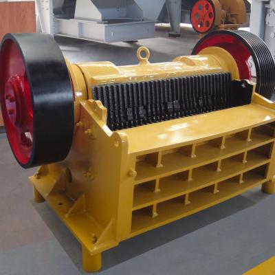 China Quartz Sand Stone Crusher Machine Complete Set Mining Crusher Equipment à venda